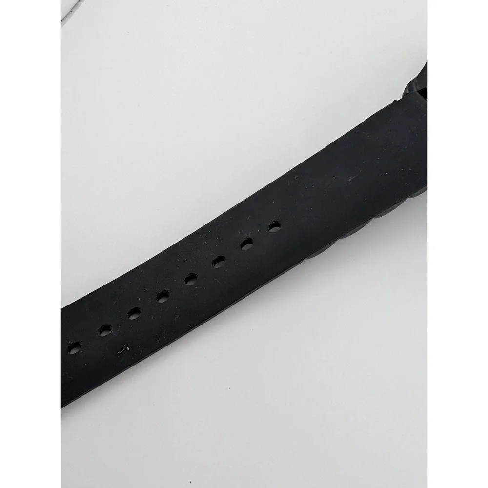 Geneva Women's Watch 38mm Case Rhinestone Bezel Black Silicone Band- New Battery